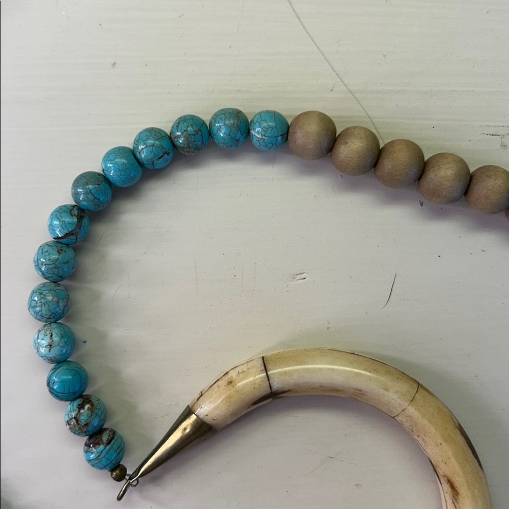 Turquoise and Natural Bead Horn Pendant Necklace - Picture 3 of 3